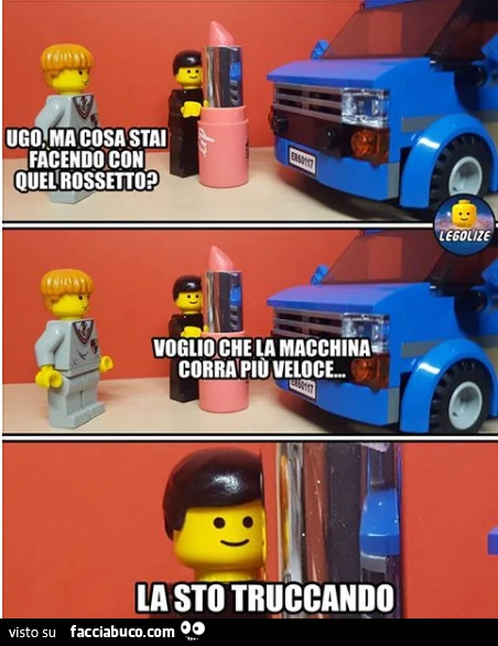 Ugo, ma cosa stai facendo con quel rossetto? Voglio che la macchina corra più veloce&hellip; la sto truccando
