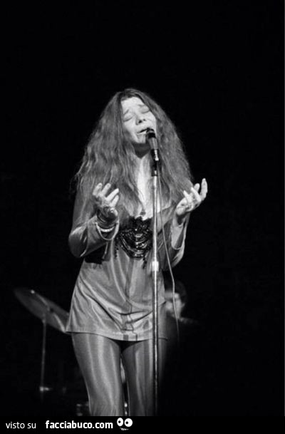 Janis Joplin che canta